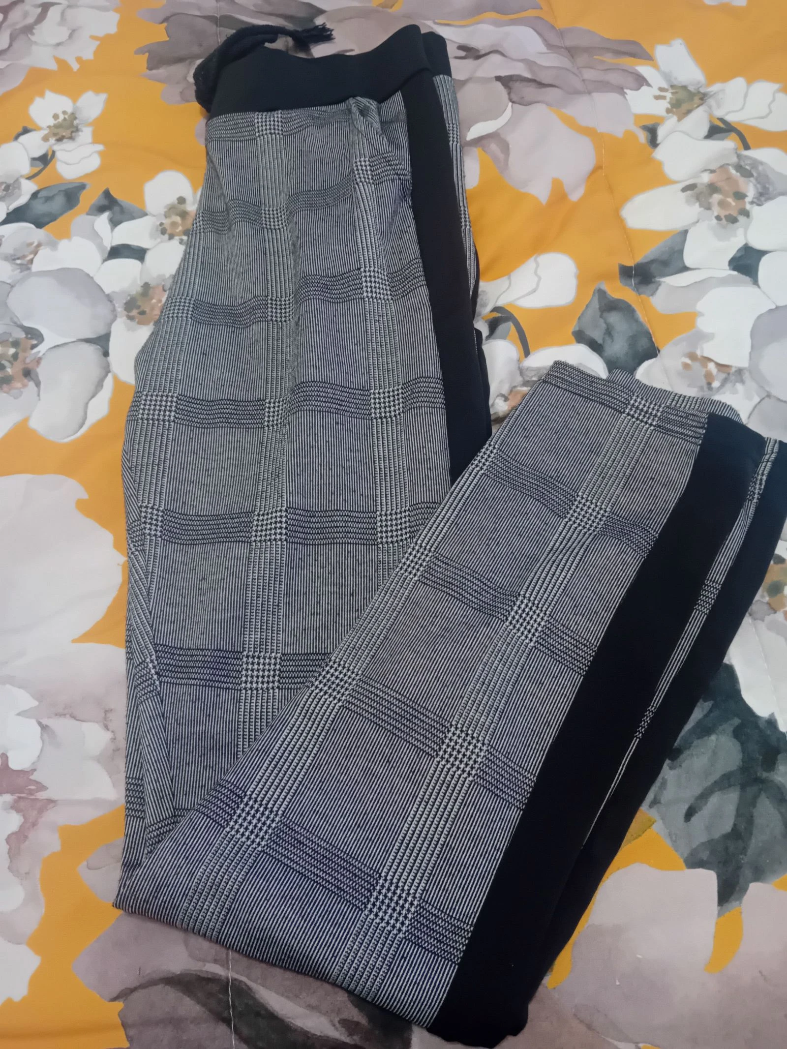 Pantalones a cuadros Príncipe de Gales con banda lateral para niña – photo 2